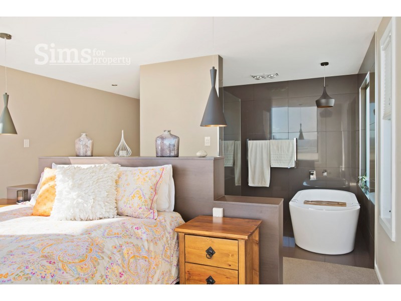 1 Hamish Court, Riverside TAS 7250