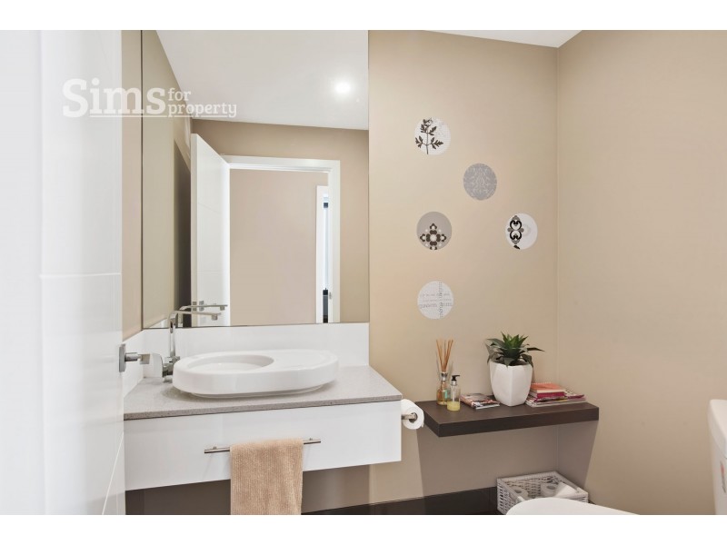 1 Hamish Court, Riverside TAS 7250