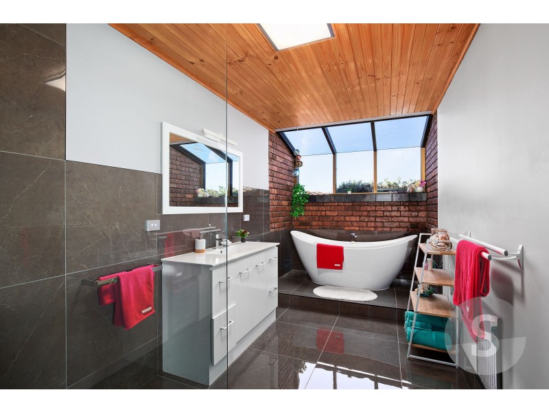 1 Beaumaris Court, Trevallyn TAS 7250