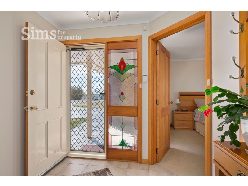 18 Far View Avenue, Riverside TAS 7250