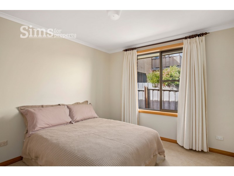 18 Far View Avenue, Riverside TAS 7250