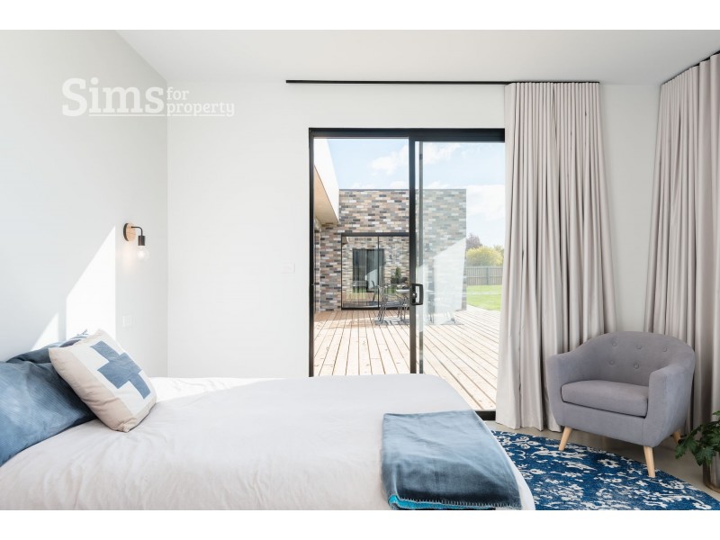 14 Ivy Lane, Newstead TAS 7250