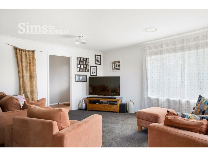 3 Ronald Place, Norwood TAS 7250