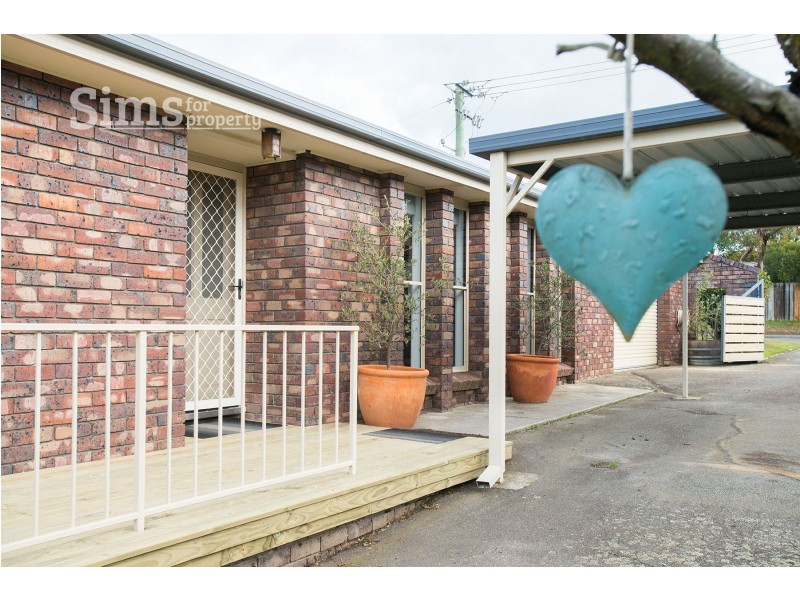3 Ronald Place, Norwood TAS 7250
