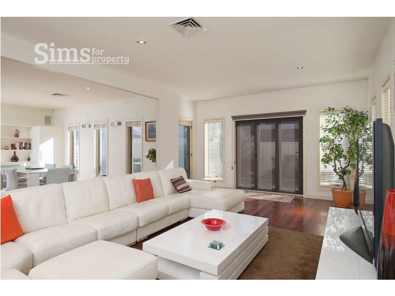 9/28 Landsborough Avenue, Newstead TAS 7250