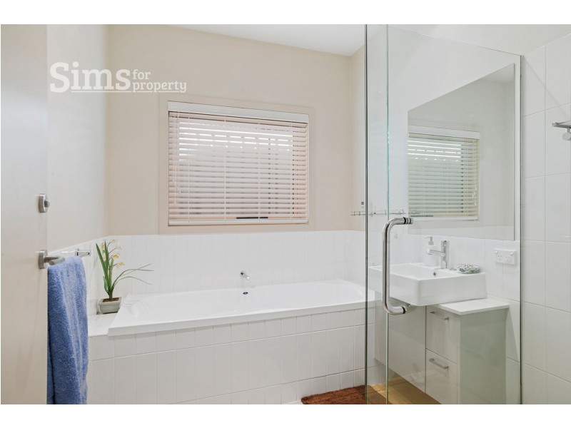 9/28 Landsborough Avenue, Newstead TAS 7250