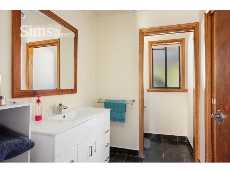 45 Swan Drive, Swan Bay TAS 7252