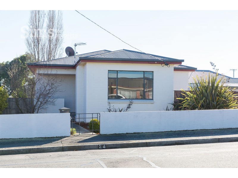 24 Tompson Lane, Newnham TAS 7248
