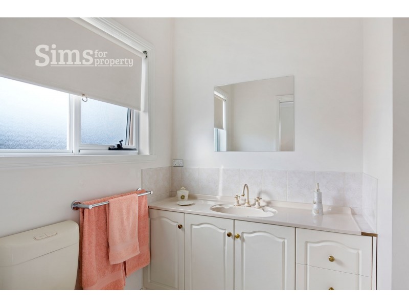 26 Poplar Parade, Youngtown TAS 7249