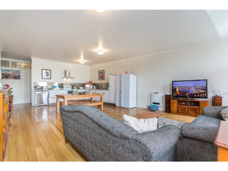 Apartment 3 York Town Square, Launceston TAS 7250