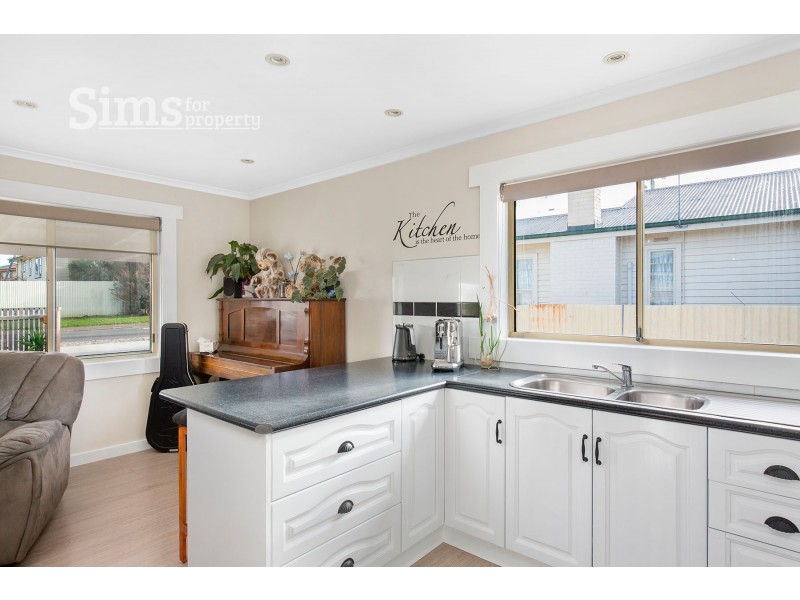 4 Treherne Street, Mayfield TAS 7248