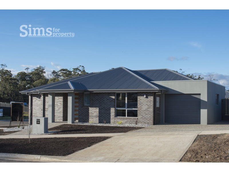 2/44 Lakeside Drive, Kings Meadows TAS 7249