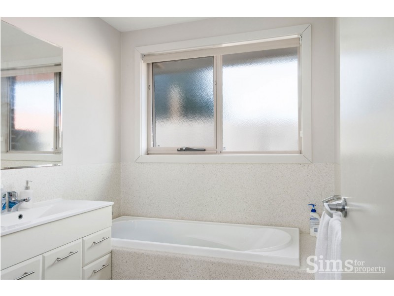 4a Verdun Street, Mowbray TAS 7248