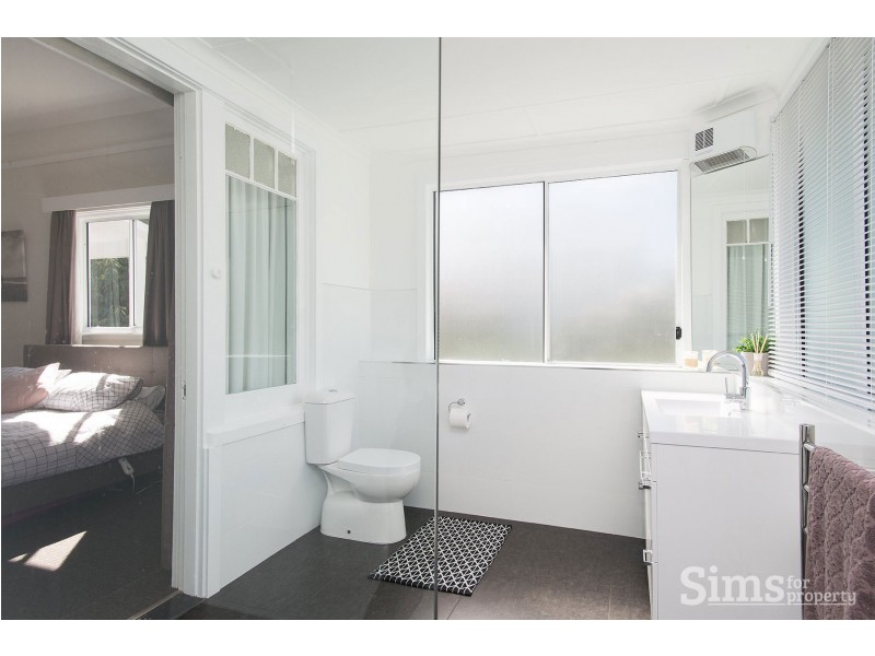6 Belhaven Crescent, Newstead TAS 7250