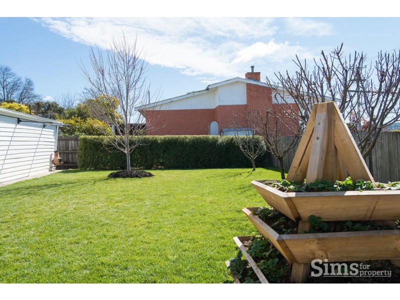 6 Belhaven Crescent, Newstead TAS 7250