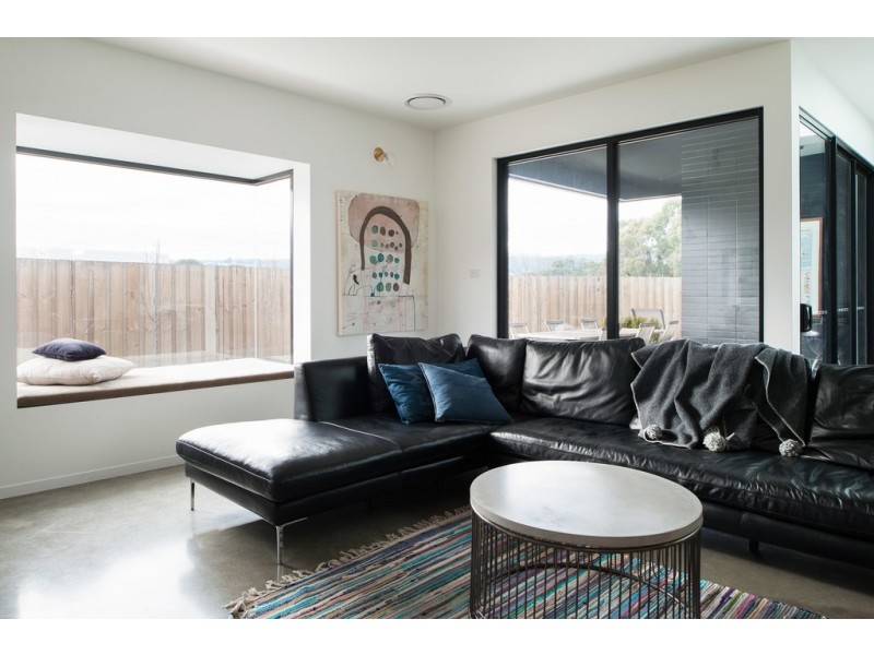 9 Ivy Lane, Newstead TAS 7250