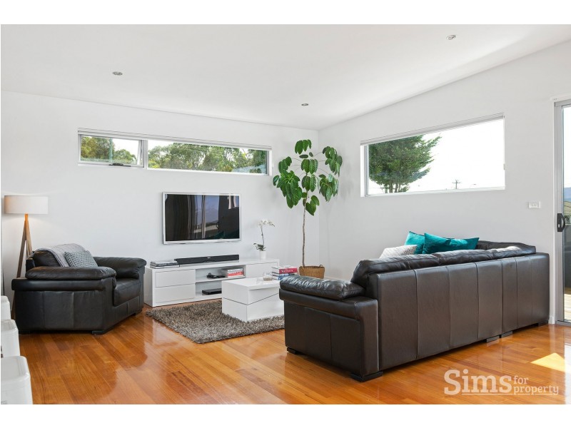 2/10 Davista Drive, Norwood TAS 7250