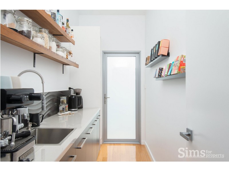 2/10 Davista Drive, Norwood TAS 7250