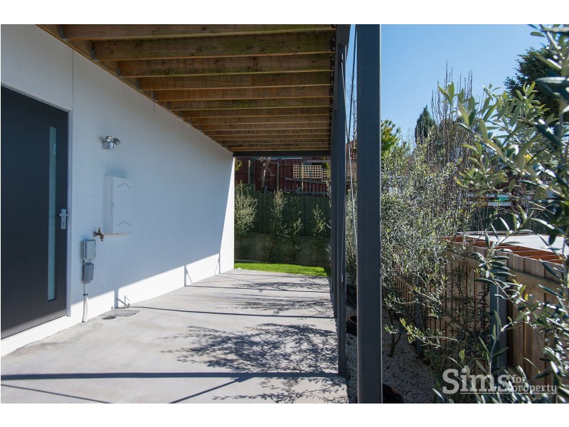 2/10 Davista Drive, Norwood TAS 7250