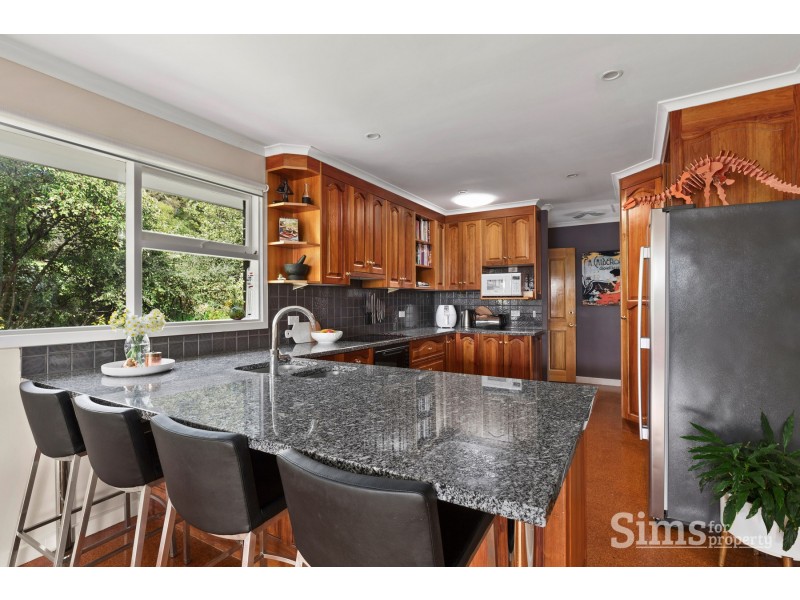 25 Denison Grove, West Launceston TAS 7250