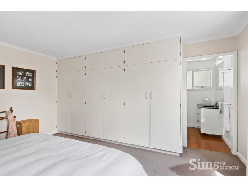 25 Denison Grove, West Launceston TAS 7250