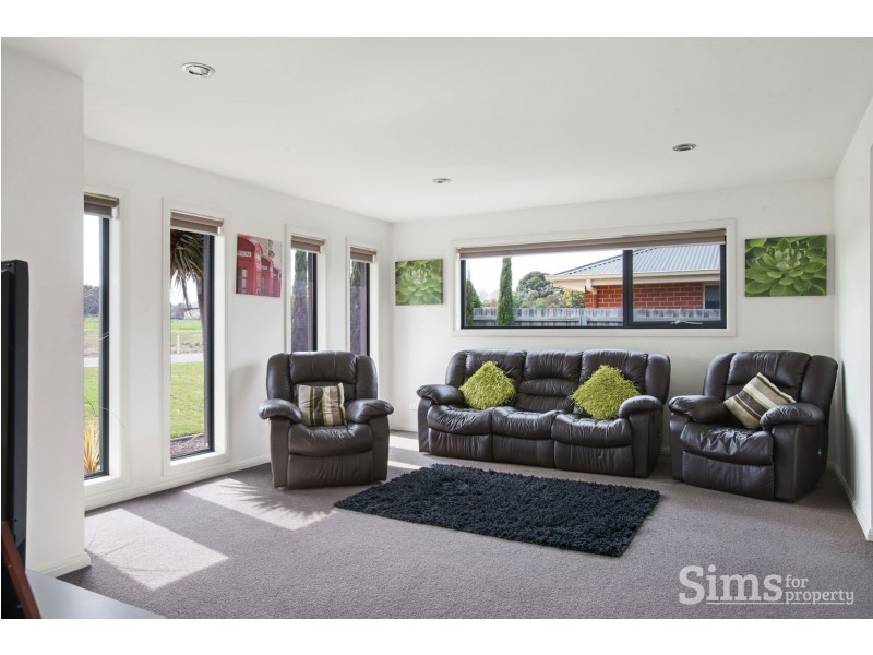 63 Seccombe Street, Perth TAS 7300