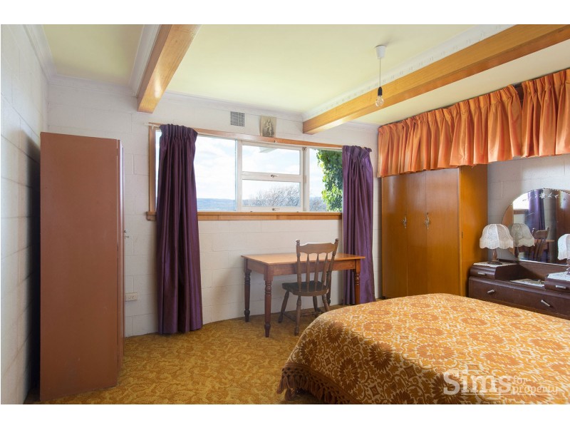 1 Electra Street, Riverside TAS 7250