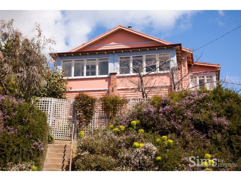 6 Churchill Crescent, Newstead TAS 7250