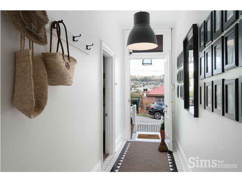 215 St John Street, Launceston TAS 7250