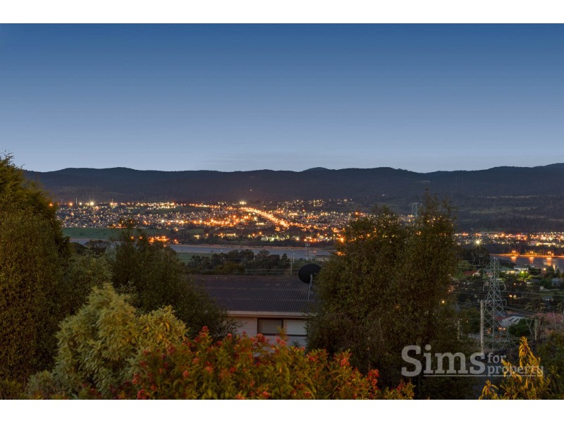8 Beaumaris Court, Trevallyn TAS 7250