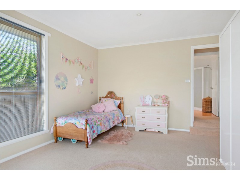 3 Estramina Court, Youngtown TAS 7249