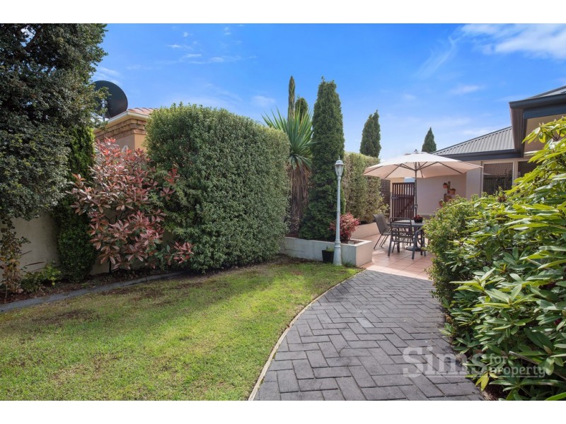 8 Woodford Glade, Newstead TAS 7250