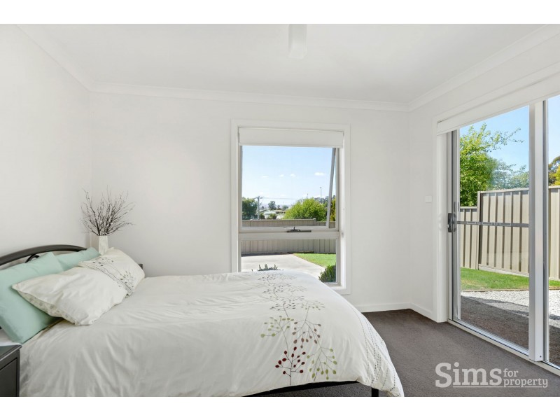 2/1 Classic Drive, Prospect Vale TAS 7250