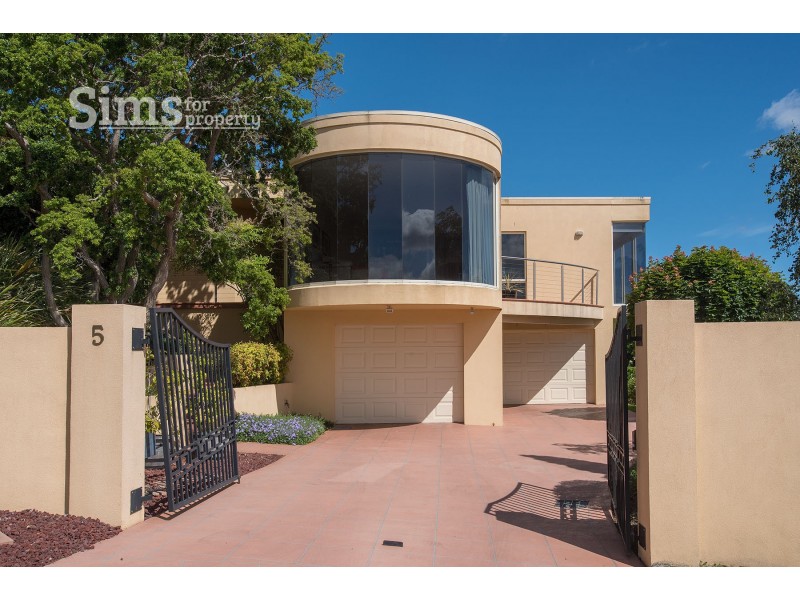 5 Daniella Court, Trevallyn TAS 7250