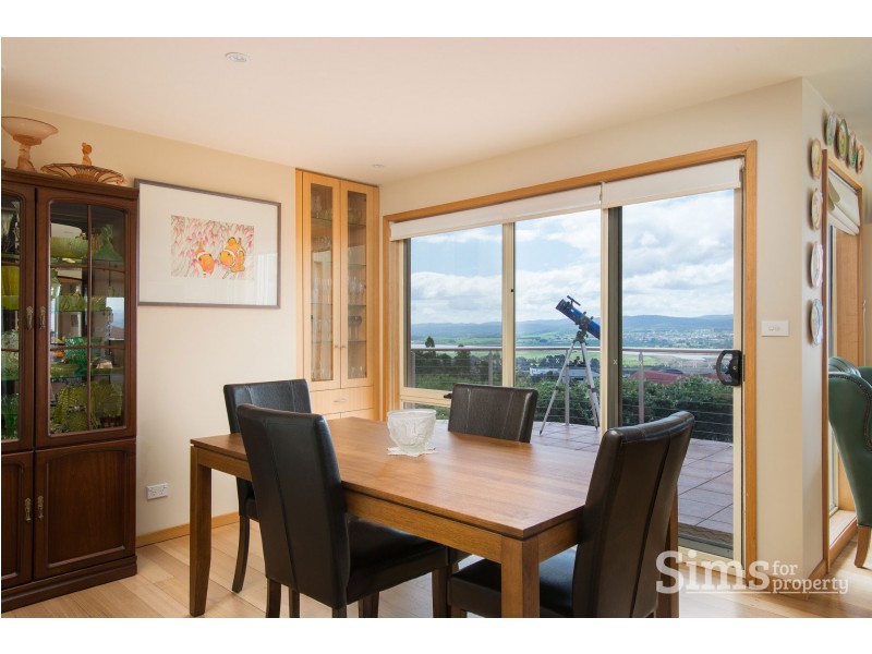 5 Daniella Court, Trevallyn TAS 7250