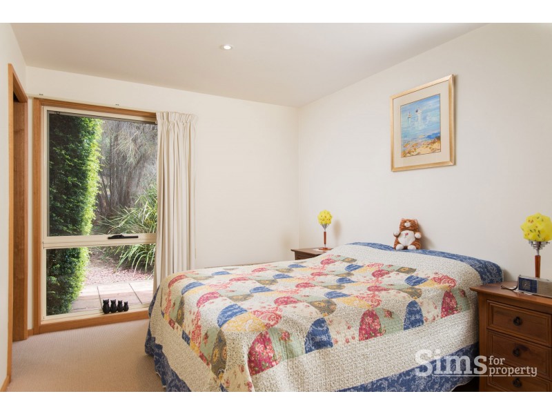 5 Daniella Court, Trevallyn TAS 7250