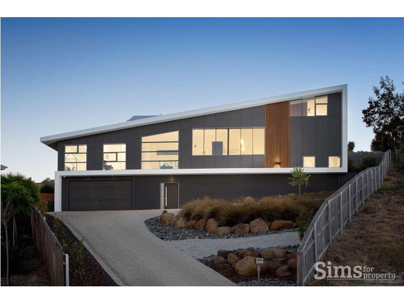 8 Hamish Court, Riverside TAS 7250