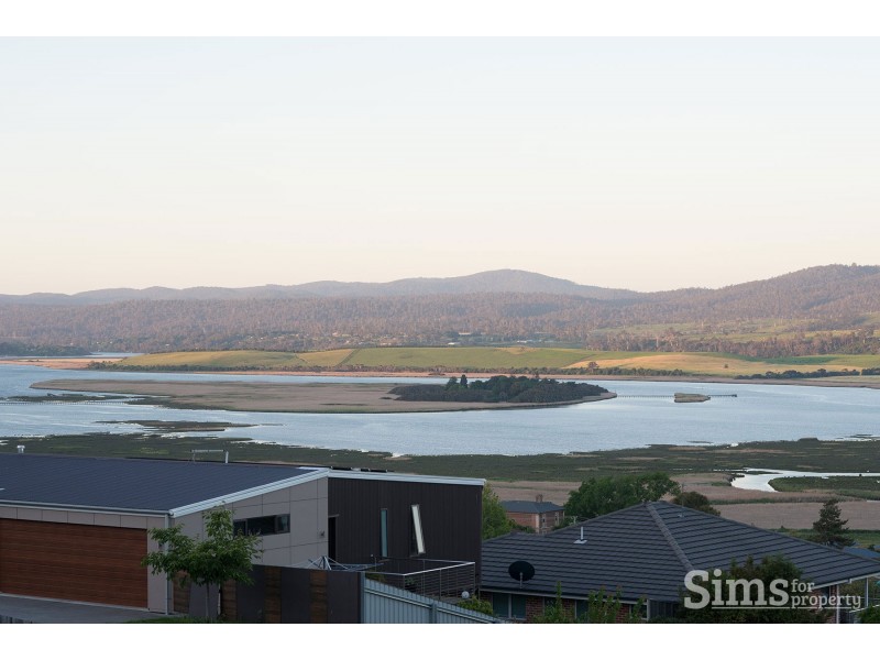 8 Hamish Court, Riverside TAS 7250