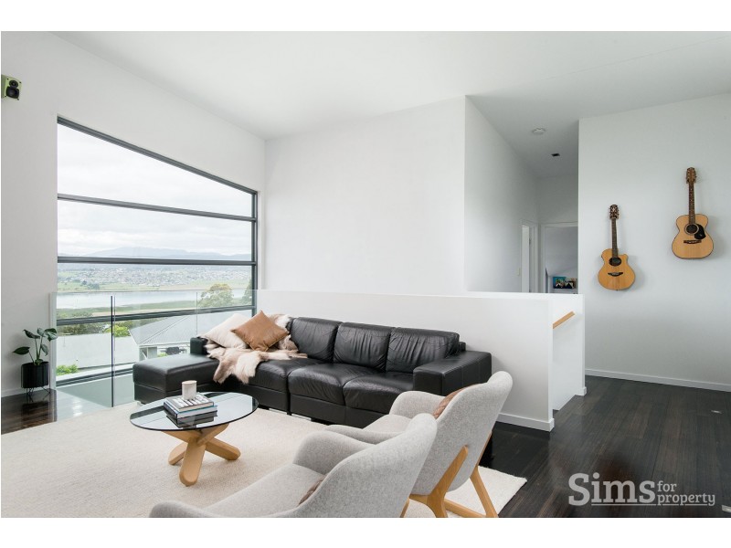 8 Hamish Court, Riverside TAS 7250