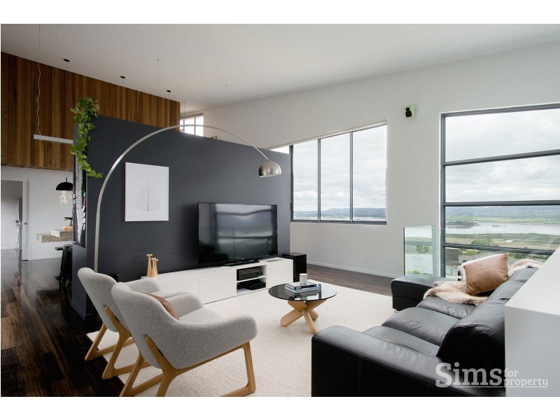 8 Hamish Court, Riverside TAS 7250