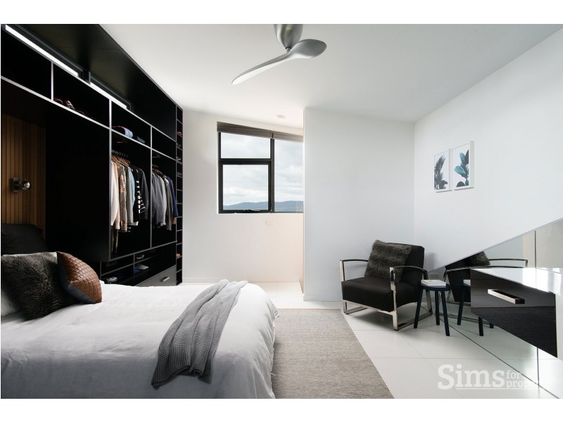 8 Hamish Court, Riverside TAS 7250