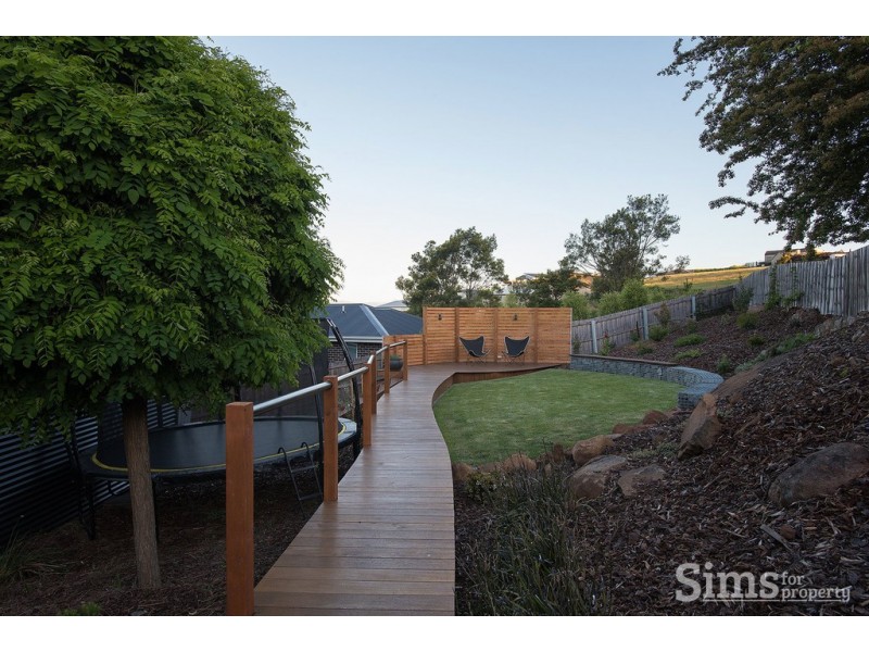8 Hamish Court, Riverside TAS 7250