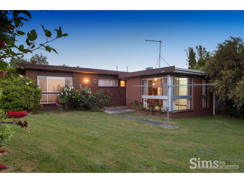 7 Teal Court, Newnham TAS 7248