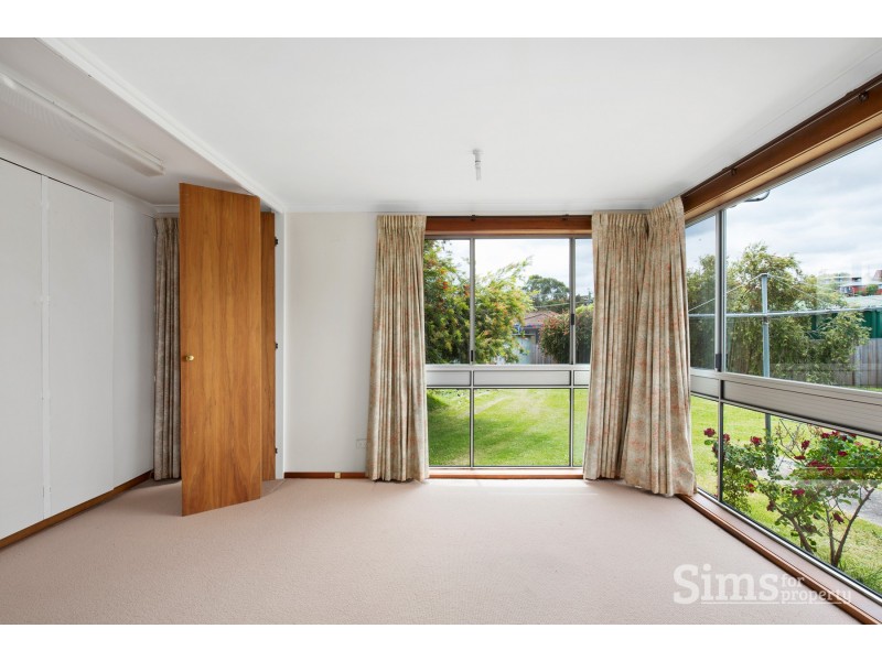 7 Teal Court, Newnham TAS 7248