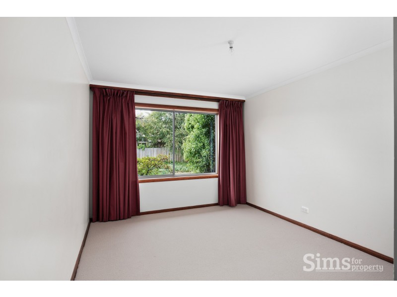 7 Teal Court, Newnham TAS 7248