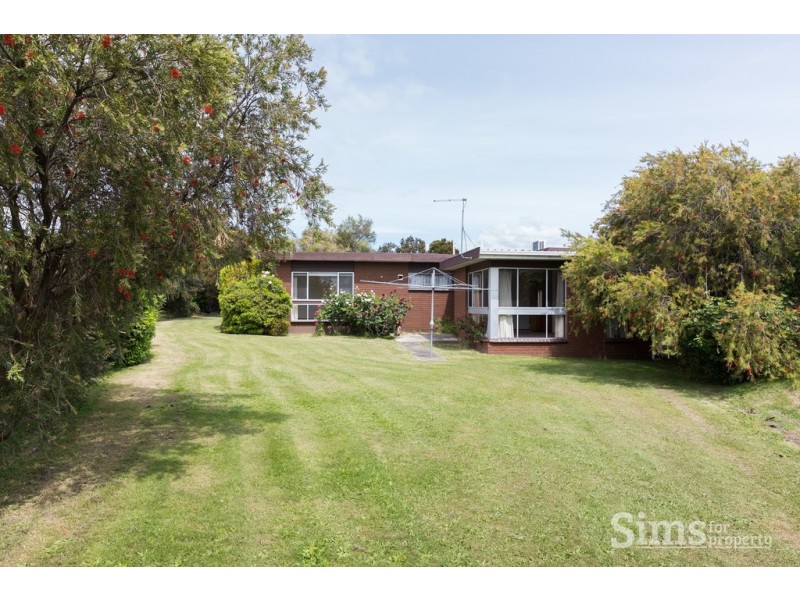 7 Teal Court, Newnham TAS 7248