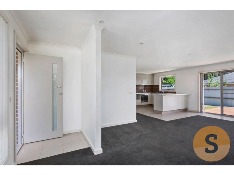 2/42 Taylor Street, Westbury TAS 7303