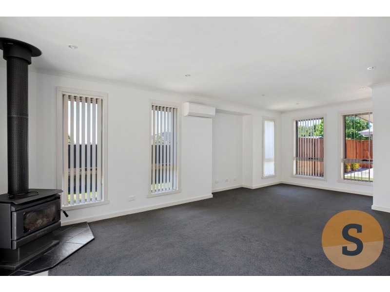 2/42 Taylor Street, Westbury TAS 7303