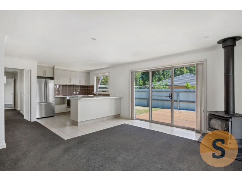 2/42 Taylor Street, Westbury TAS 7303