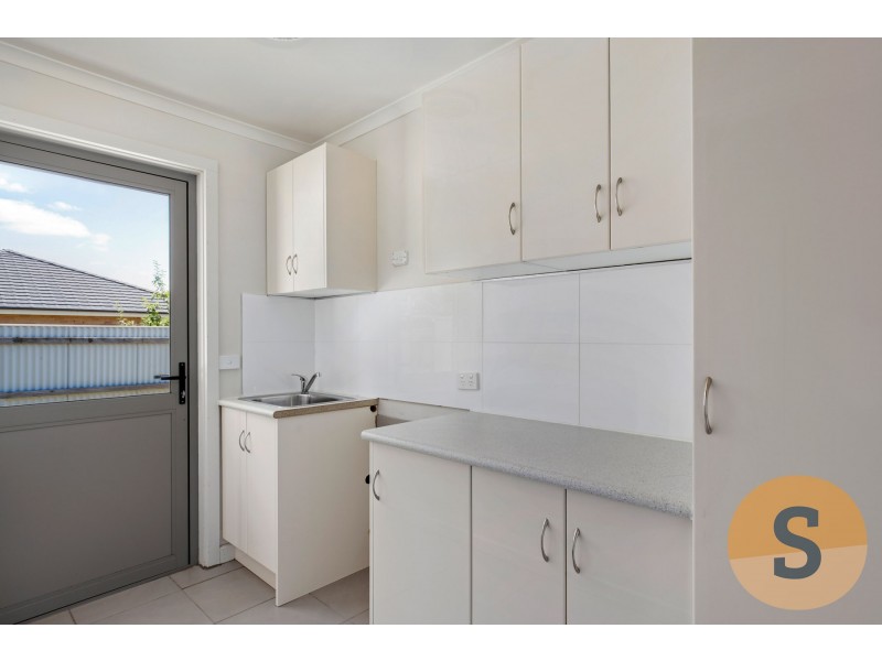 2/42 Taylor Street, Westbury TAS 7303